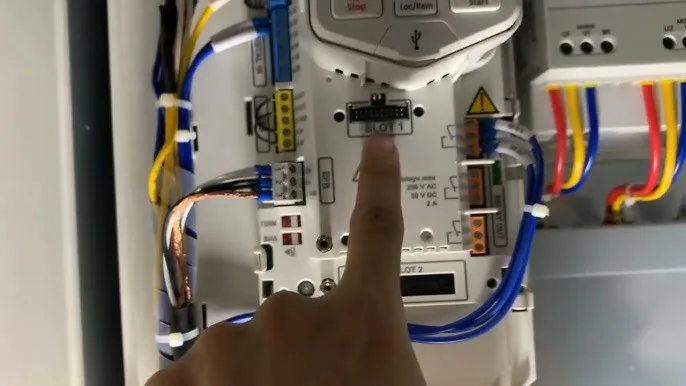 Biến tần ACS580-01-046A-4 phù hợp với nhiều loại máy móc và quy trình sản xuất