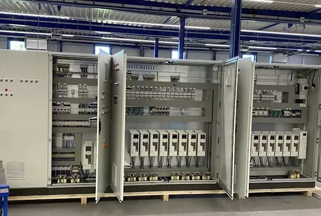 Với hiệu suất vượt trội, độ bền cao cùng công nghệ tiên tiến, biến tần ABB luôn là giải pháp tin cậy giúp ngành công nghiệp nặng vận hành hiệu quả và tiết kiệm năng lượng.