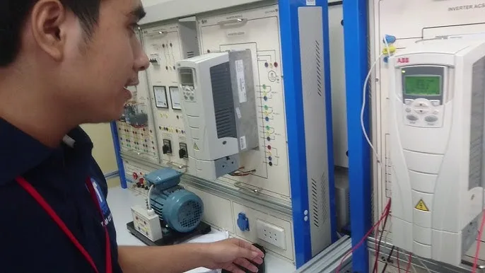 Cài đặt thông số vận hành của biến tần ACS180 chính xác.